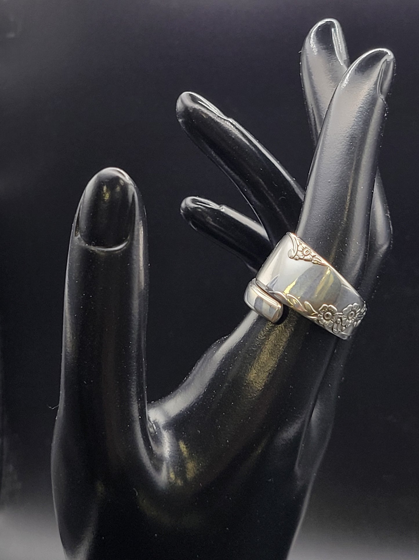 Bague double motif fleuri spiralé