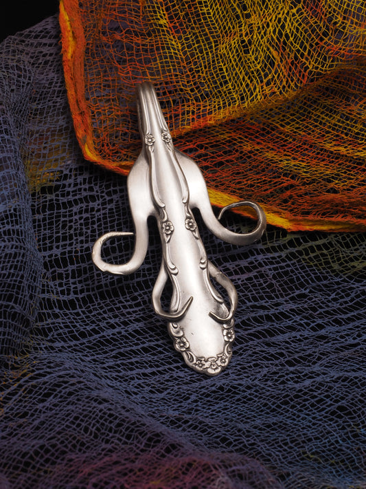 Pendentif Fleur de lys #1 Lily flower pendant